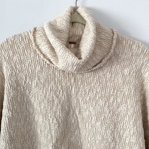 FREE PEOPLE Cowl Neck Nubby Knit Crop Sweater - Picture 3 of 12